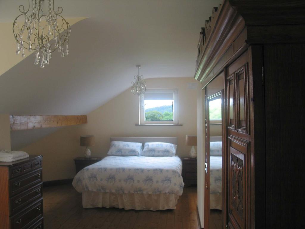 White Hill Country House B&B Castleblayney Bilik gambar